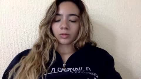 majo_gomezz online show from 07.07.26