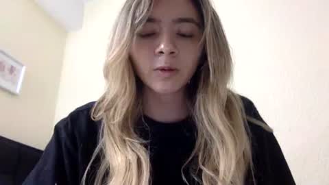 majo_gomezz online show from 08.03.26