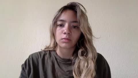 majo_gomezz online show from 08.04.26