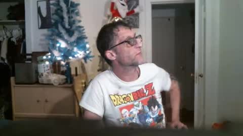 Raymonds room online show from 04.14.26