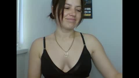 Snapshot of make_mesmile chatting on 05.15.26 make_mesmile online show from 05.15.26