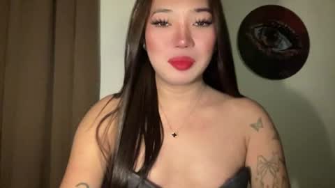 Snapshot of makemesquirt_xxx chatting on 07.18.26 KEANA online show from 07.18.26
