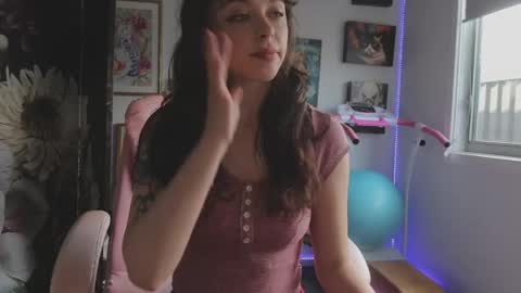 Snapshot of makiyahbelle2 chatting on 04.23.26 MakiyahBelle online show from 04.23.26