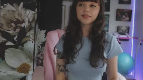 Snapshot of makiyahbelle2 chatting on 05.13.26 MakiyahBelle online show from 05.13.26