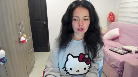 Snapshot of mal_norma chatting on 02.02.25 Mal Norma online show from 02.02.25