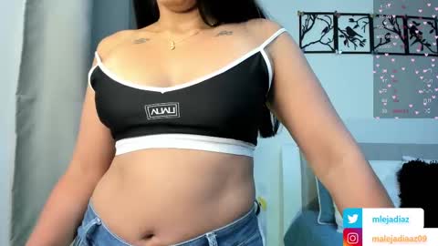 Snapshot of malejadiaz_ chatting on 02.25.25 Maleja Diaz online show from 02.25.25