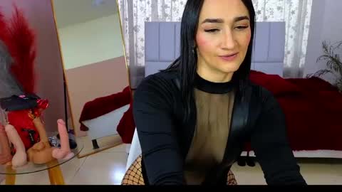 Snapshot of malen_fitnessmilf chatting on 06.05.26 malen_fitnessmilf online show from 06.05.26