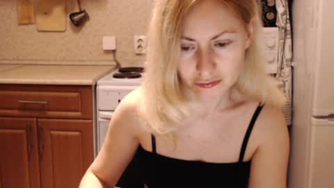 Snapshot of malenamila chatting on 06.05.26 Malena online show from 06.05.26