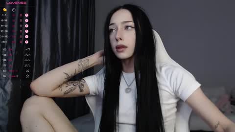 Snapshot of malenkiykamen chatting on 03.12.26 piu online show from 03.12.26