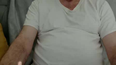Snapshot of maletoysub chatting on 07.01.26 maletoysub online show from 07.01.26