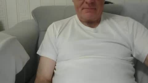 Snapshot of maletoytouse chatting on 02.10.26 maletoytouse online show from 02.10.26