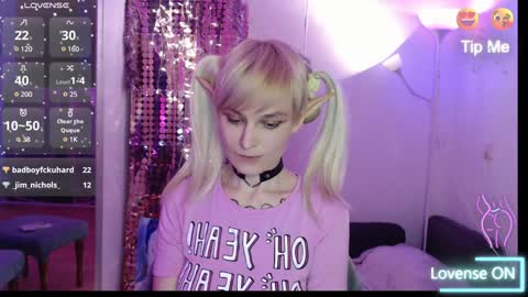 Snapshot of mali_sia chatting on 12.21.24 Mischelle online show from 12.21.24