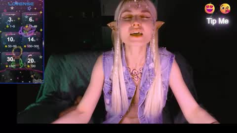 Snapshot of mali_sia chatting on 09.29.25 Mischelle online show from 09.29.25