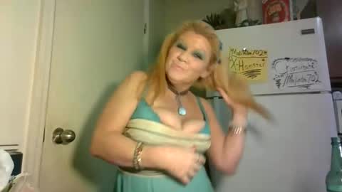 malinda702 online show from 02.11.26