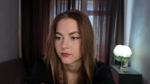 Mia online show from 06.02.26
