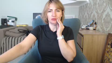 mallinia online show from 04.30.26