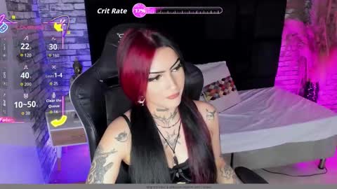 Snapshot of mallory_dietlinde chatting on 12.14.25 mallory_dietlinde online show from 12.14.25