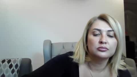 malorine online show from 11.22.25