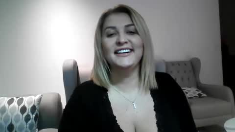 malorine online show from 12.02.25