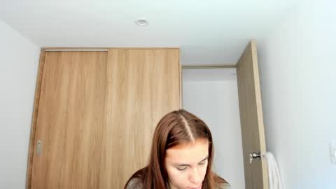 instagram  nueela   online show from 05.22.26