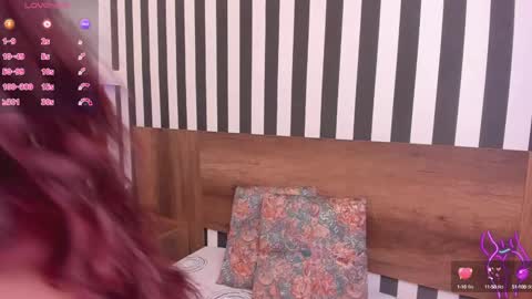 Snapshot of malulopez chatting on 01.28.25 malulopez online show from 01.28.25