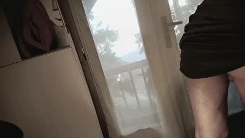 Snapshot of malvinkasen chatting on 02.15.25 Anamalenka online show from 02.15.25