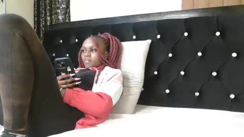 mamaa online show from 09.14.25