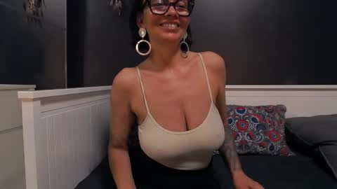 ioana love online show from 04.26.26