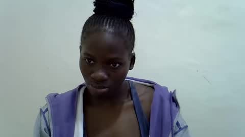 mamichula42 online show from 11.28.25