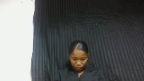 mamieriela online show from 02.10.26