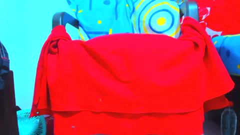 Snapshot of mamy02 chatting on 10.12.25 cristal online show from 10.12.25