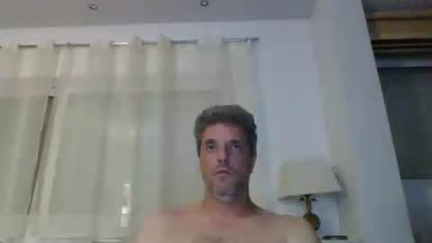 Snapshot of man211172 chatting on 06.17.26 man211172 online show from 06.17.26
