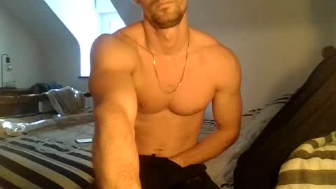 Snapshot of man_for_man69 chatting on 10.02.25 man for man69 online show from 10.02.25