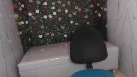 Snapshot of man_san11 chatting on 11.02.25 man_san11 online show from 11.02.25