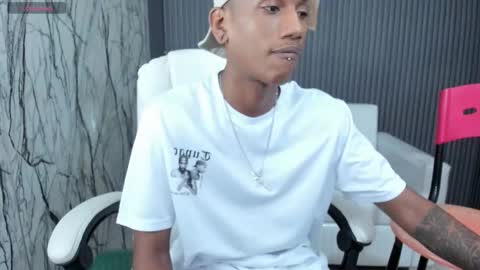 Snapshot of man_san11 chatting on 11.10.25 man_san11 online show from 11.10.25