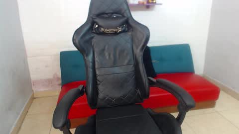 Snapshot of man_san11 chatting on 11.15.25 man_san11 online show from 11.15.25