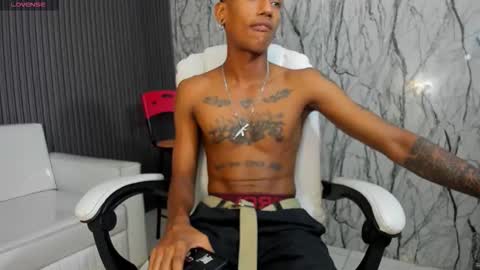 Snapshot of man_san11 chatting on 11.24.25 man_san11 online show from 11.24.25