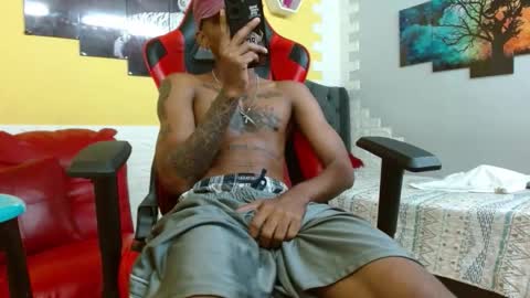 Snapshot of man_san11 chatting on 11.26.25 man_san11 online show from 11.26.25