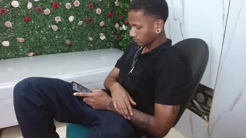 Snapshot of man_san11 chatting on 12.16.25 man_san11 online show from 12.16.25