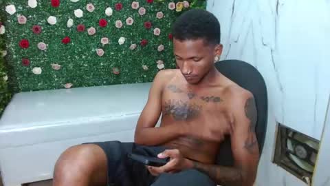 Snapshot of man_san11 chatting on 12.17.25 man_san11 online show from 12.17.25