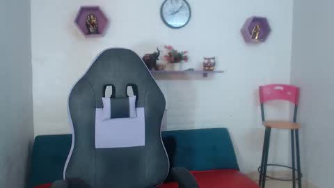 Snapshot of man_san11 chatting on 12.20.25 man_san11 online show from 12.20.25