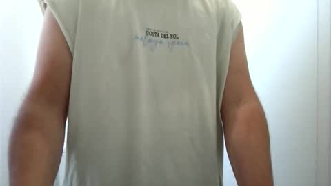 Snapshot of manbroadcasting001 chatting on 02.19.26 manbroadcasting001 online show from 02.19.26