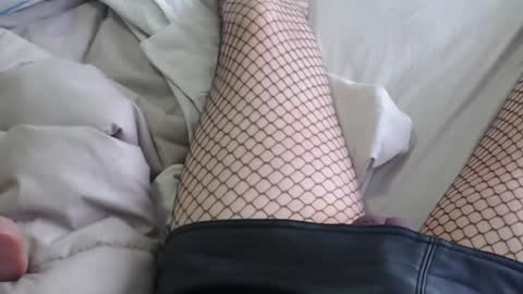 ..          .. online show from 12.20.24