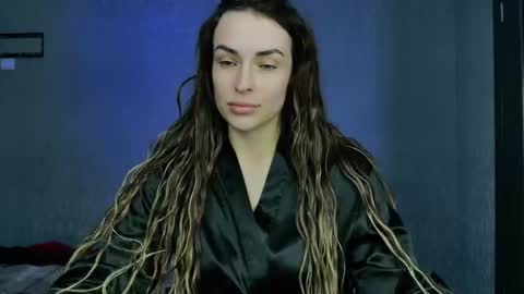 MandiBrooks online show from 04.11.26
