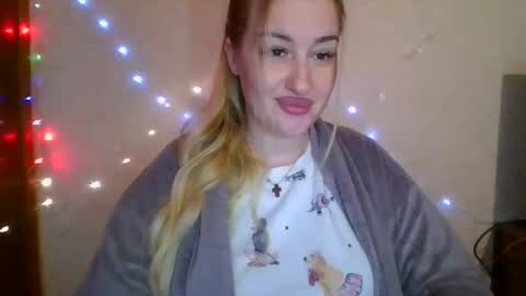 Snapshot of mandy_belcher chatting on 10.13.25 Mandy online show from 10.13.25