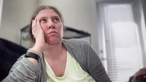 Snapshot of mandy_dancer18 chatting on 12.12.24 Mandy online show from 12.12.24