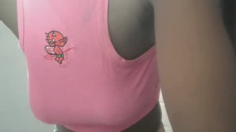 Snapshot of mandymia chatting on 02.18.26 mandymia online show from 02.18.26