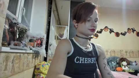 Snapshot of mandyshine chatting on 10.22.25 Mandy online show from 10.22.25