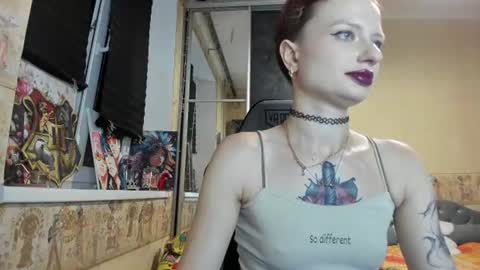 Snapshot of mandyshine chatting on 07.12.26 Mandy online show from 07.12.26