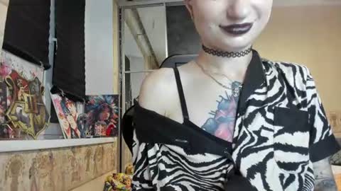 Snapshot of mandyshine chatting on 07.28.26 Mandy online show from 07.28.26